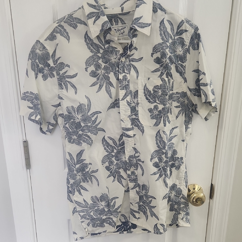 American Eagle Outfitters Blue Floral Men's Shirt